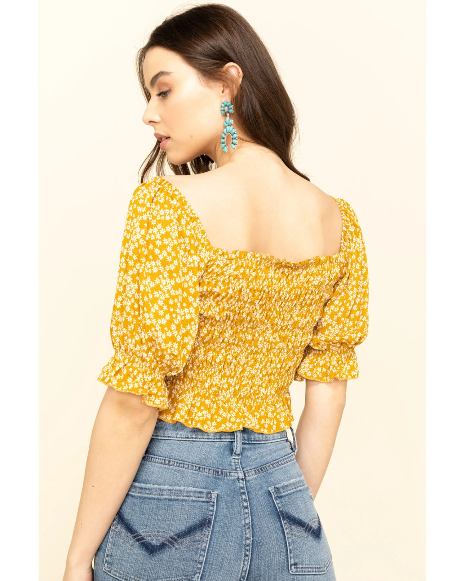 Loveriche Women's Floral Print Smocked Crop Top - Image 5