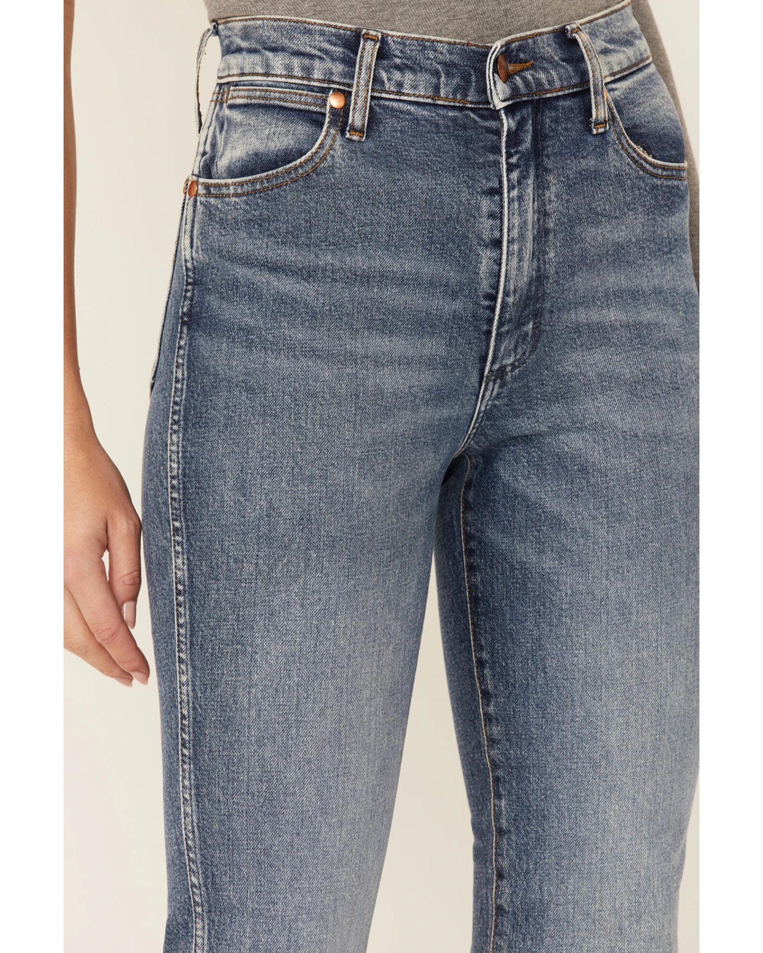 Wrangler Women's High Rise 626 Westward Dark Bootcut Jeans - Image 2