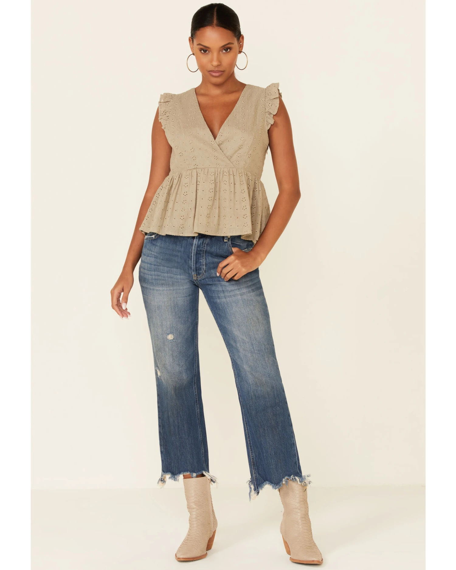 Wishlist Women's Gucci Eyelet Ruffle Surplice Short Sleeve Babydoll Top - Image 2