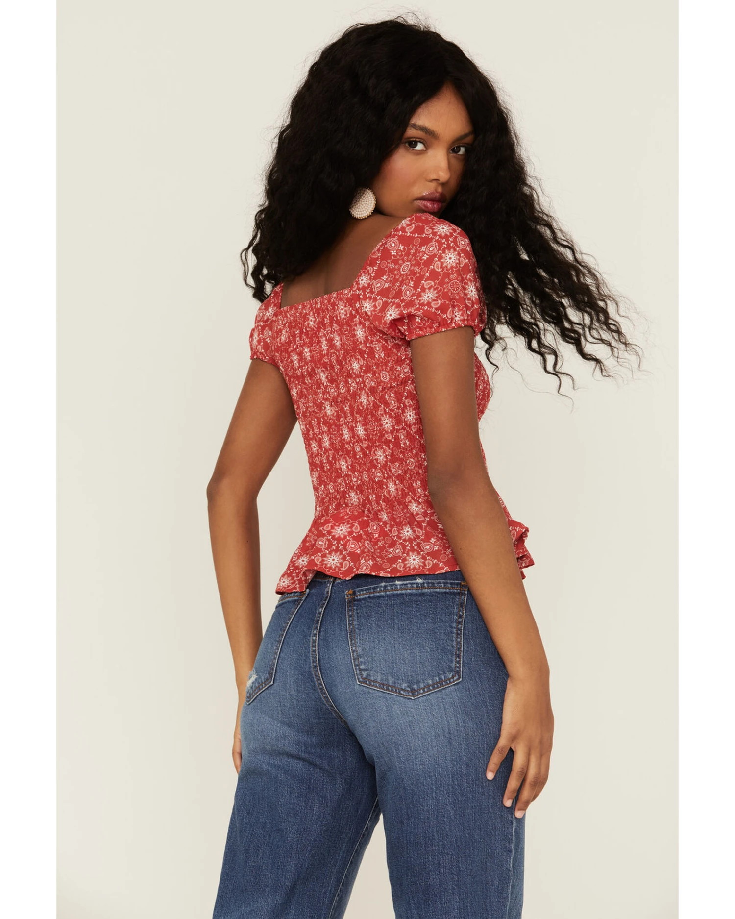 Cowgirl Hardware Women's Bandana Print Smocked Peasant Top - Image 4