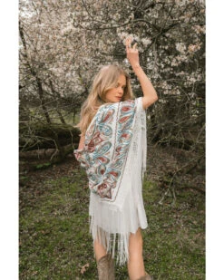 Idyllwind Women's Music City Embroidered Fringe Shawl