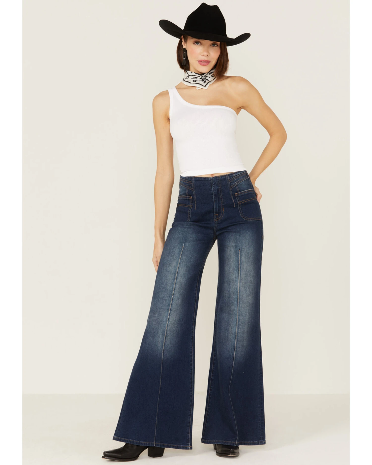 Fornia Women's Top One White One Shoulder Ribbed Cami Top - Image 4