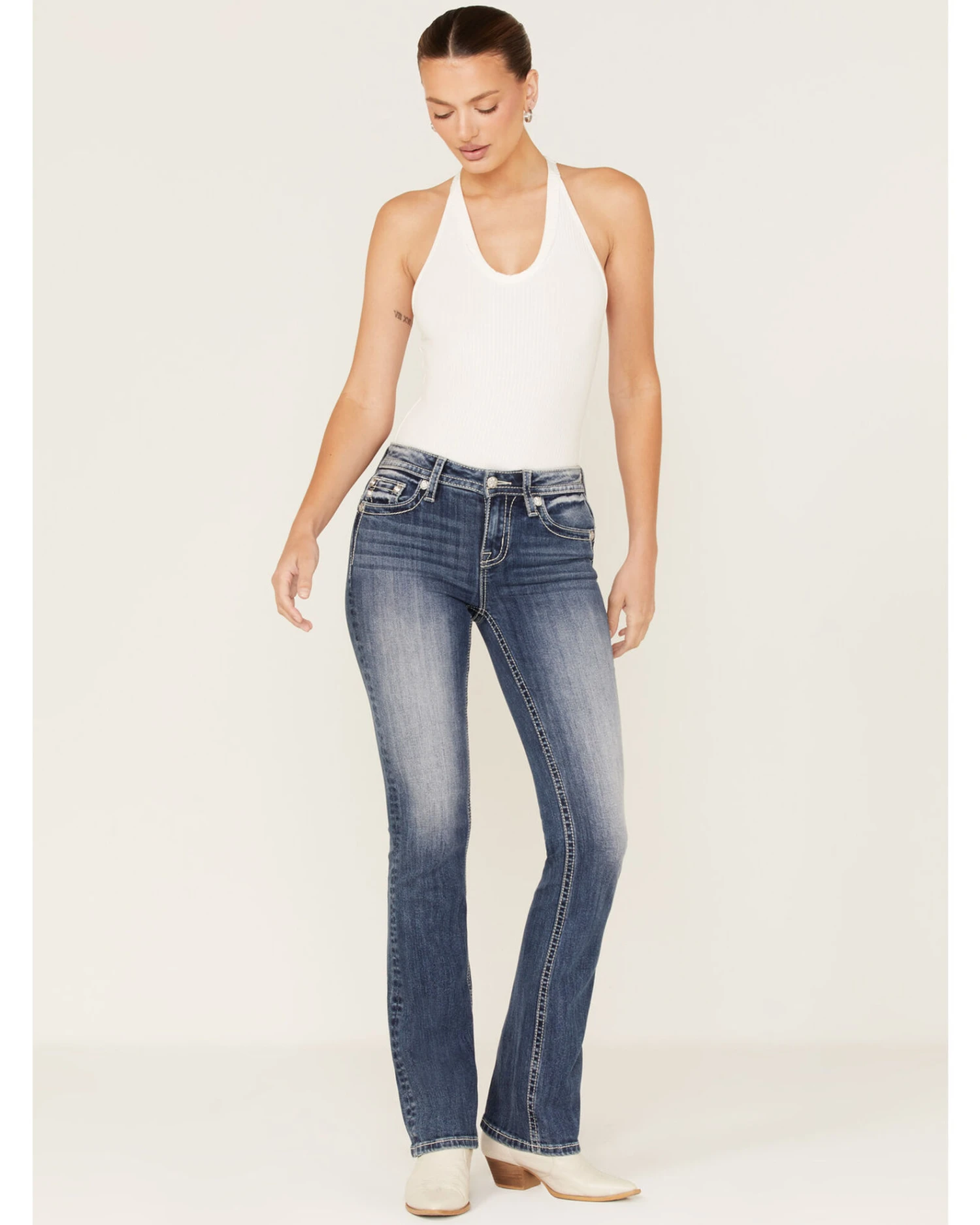 Miss Me Women's Medium Wash Mid Rise Americana Wing Cross Rhinestone Bootcut Jeans - Image 3