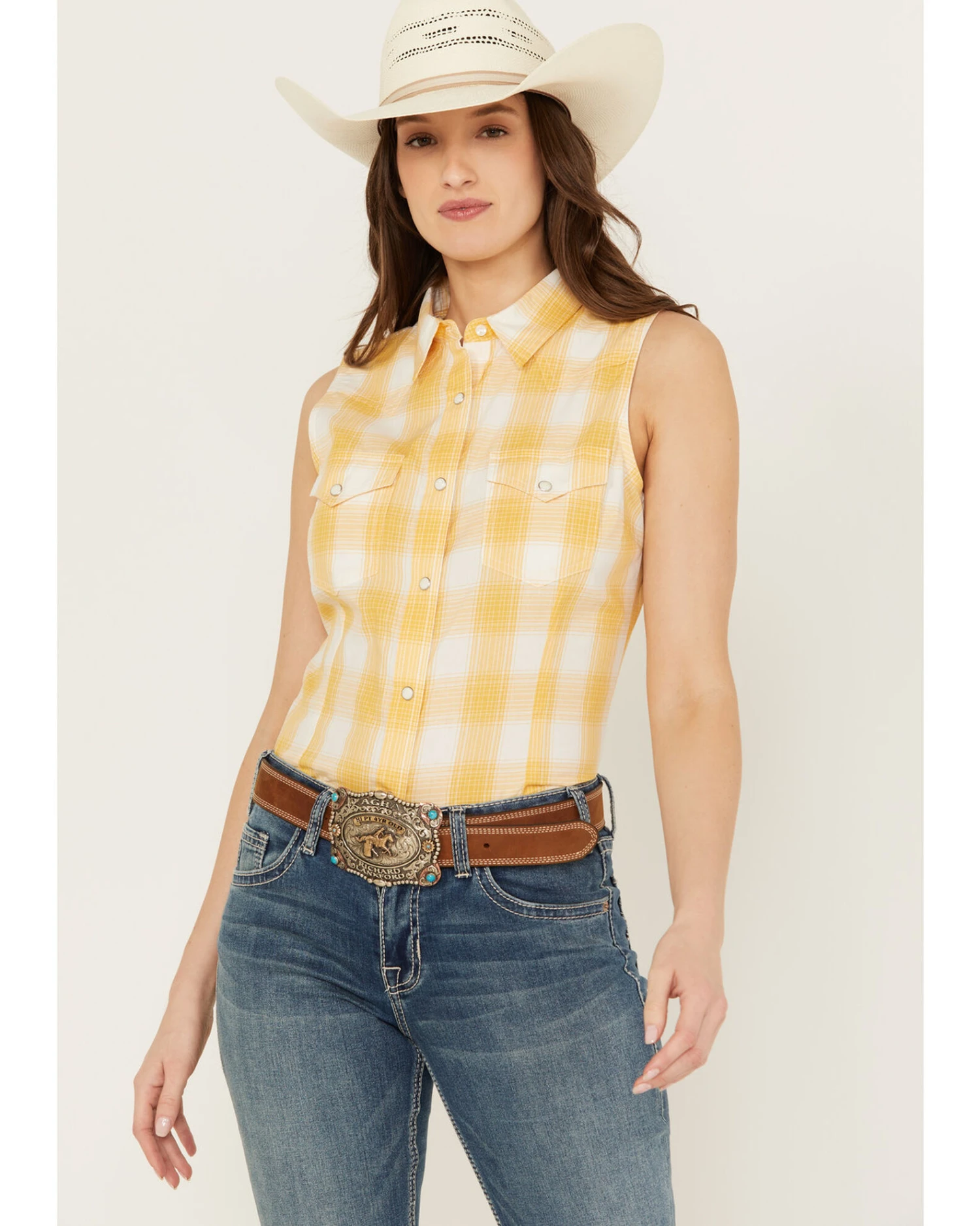 Wrangler Women's Gingham Sleeveless Snap Western Shirt