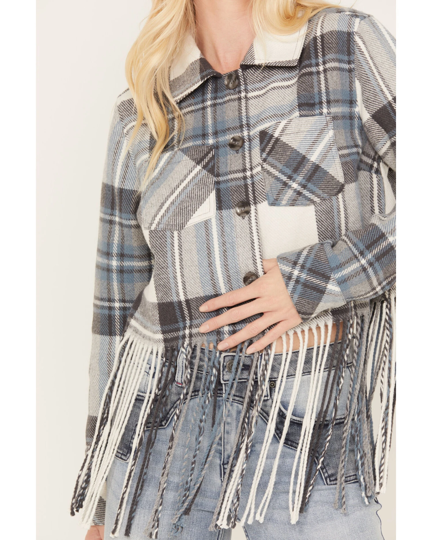 Idyllwind Women's Walker Cropped Fringe Jacket - Image 3