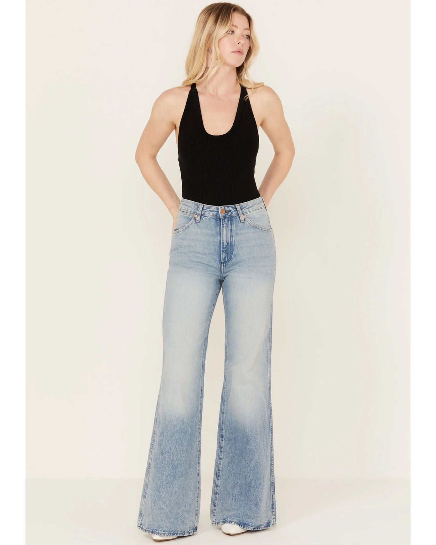 Wrangler Women's Honolua Wanderer 622 High Rise Flare Jeans